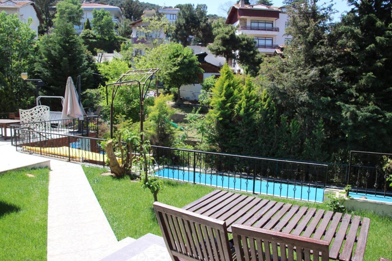 Bueyuekada Apart Hotel - Karadag Apart Адалар Екстериор снимка