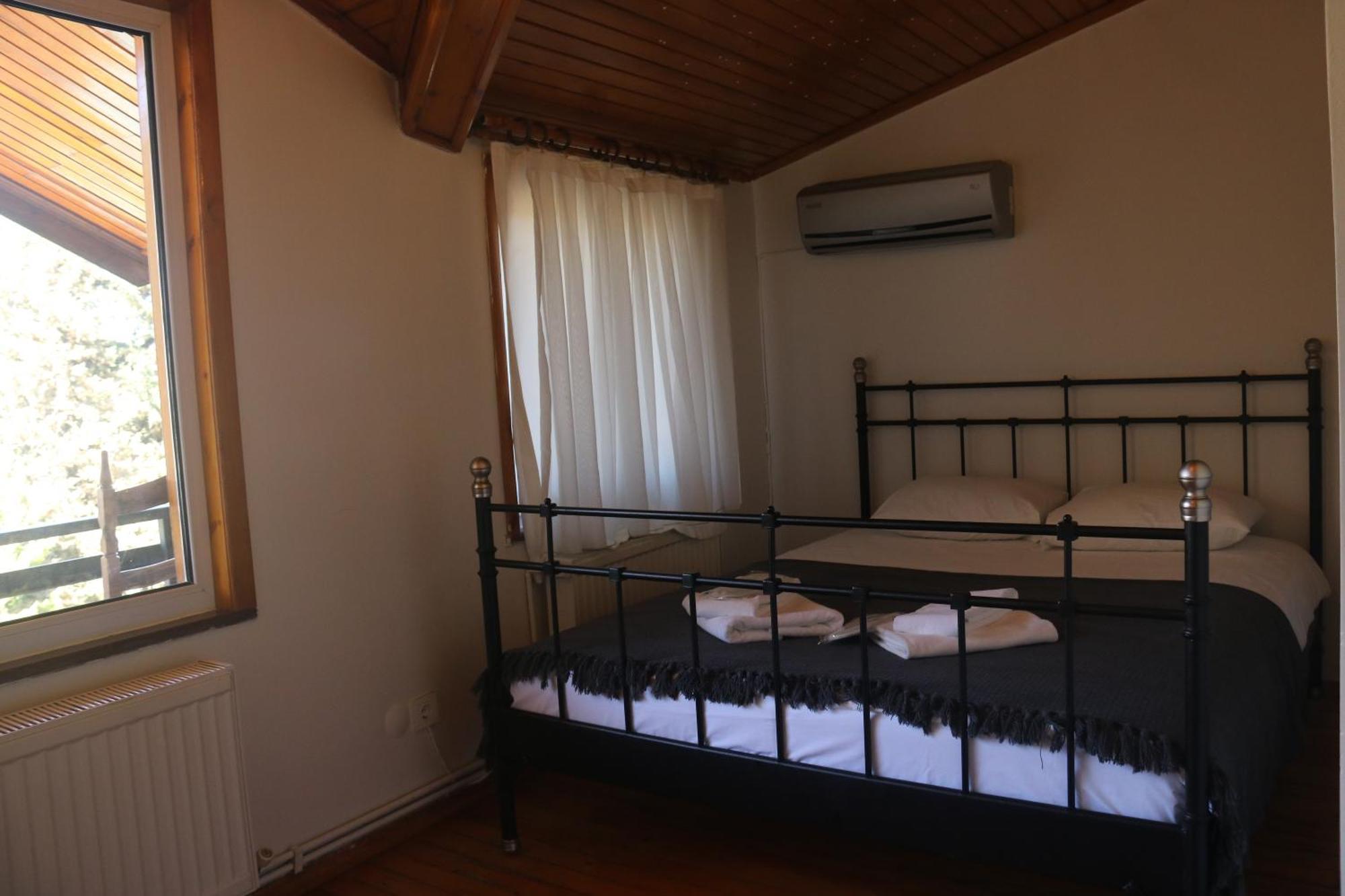 Bueyuekada Apart Hotel - Karadag Apart Адалар Екстериор снимка