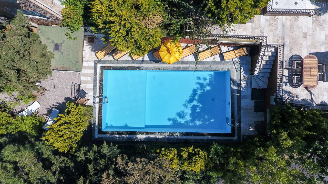 Bueyuekada Apart Hotel - Karadag Apart Адалар Екстериор снимка