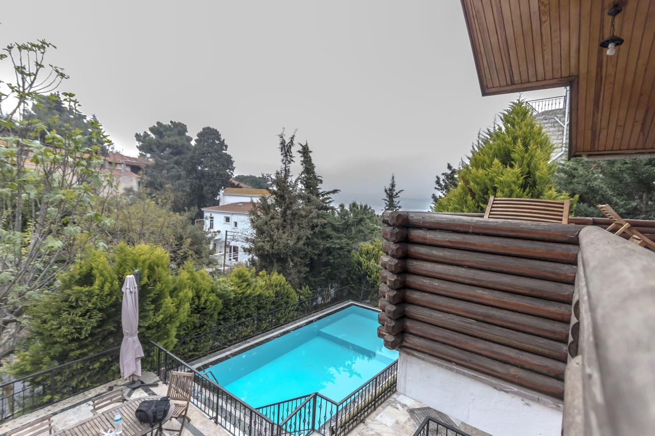Bueyuekada Apart Hotel - Karadag Apart Адалар Екстериор снимка