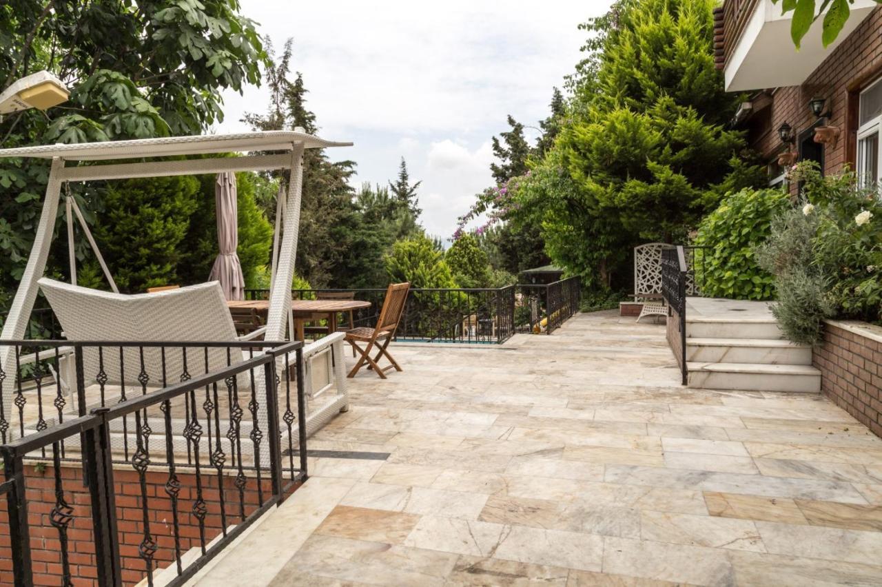 Bueyuekada Apart Hotel - Karadag Apart Адалар Екстериор снимка